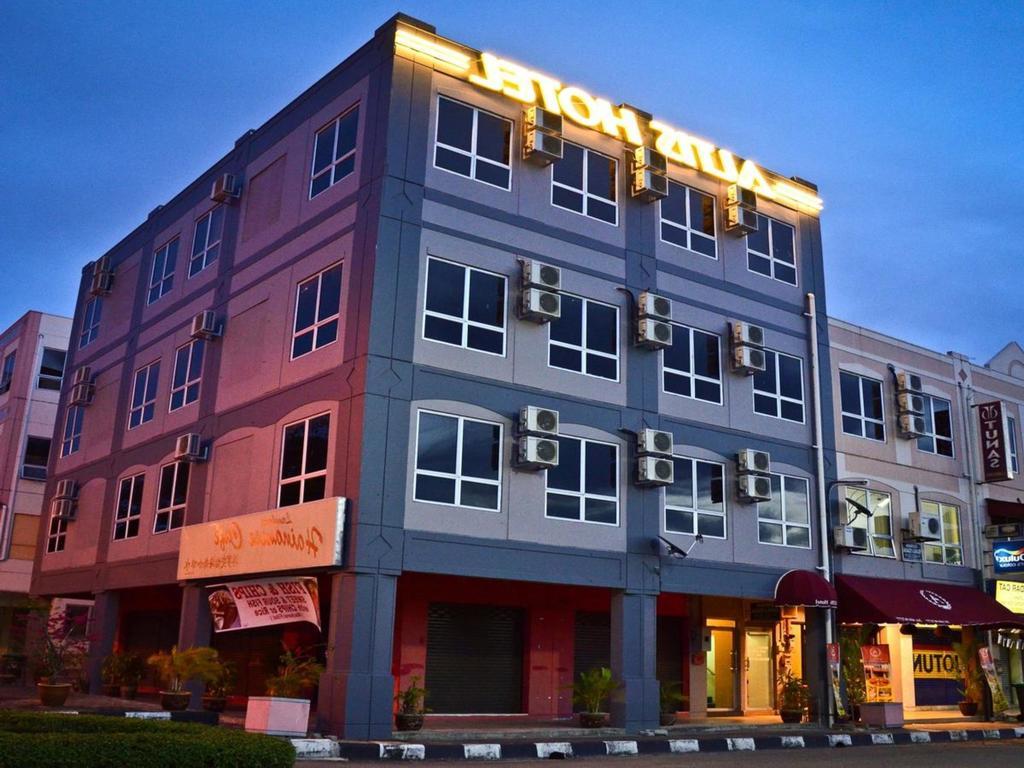 Altis Hotel Langkawi Куа Екстериор снимка