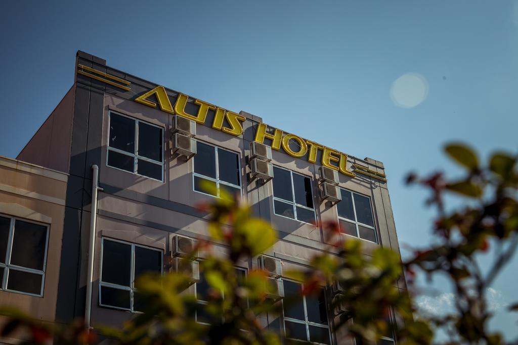 Altis Hotel Langkawi Куа Екстериор снимка